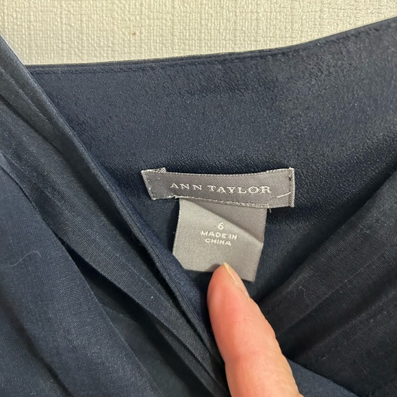 Ann Taylor dress, size 6 - Picture 3 of 3